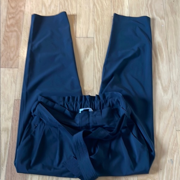 Athleta Pants - Athleta black paper bag waist pants size 4